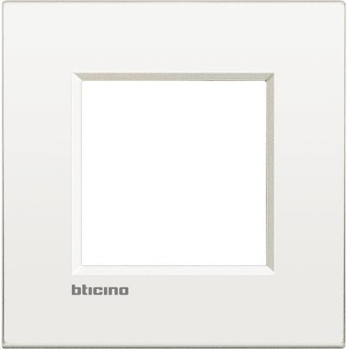 BTICINO - LNC4802BN Рамка 2М White Pure Livinglight AIR