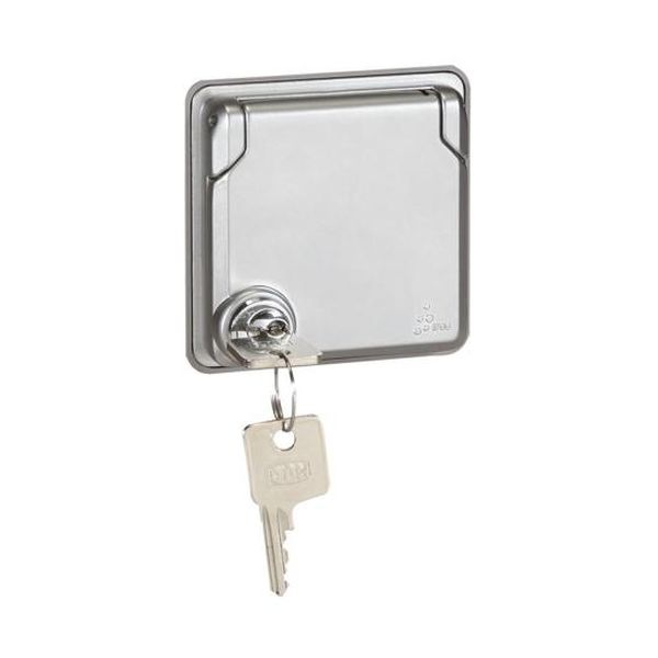 LEGRAND - 077837 КОНТАКТ ШУКО С КЛЮЧАЛКА 16А SOLIROC IP55