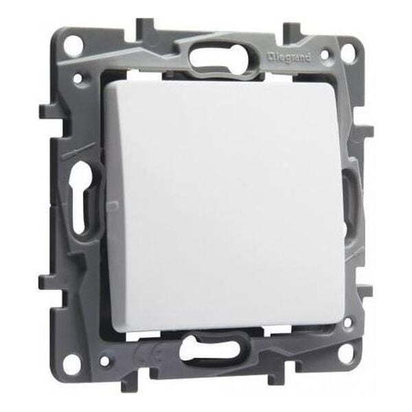 БУТОН В БЛИСТЕР С РАМКА ЦВЯТ БЯЛ NILOE LEGRAND