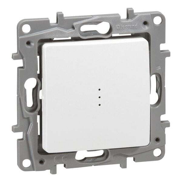 ДЕВИАТОРЕН КЛЮЧ С ИНДИКАЦИЯ И ЛАМПИЧКА БЕЗ КРАЧЕТА 16A 230W 3MA ЦВЯТ БЯЛ NILOE LEGRAND