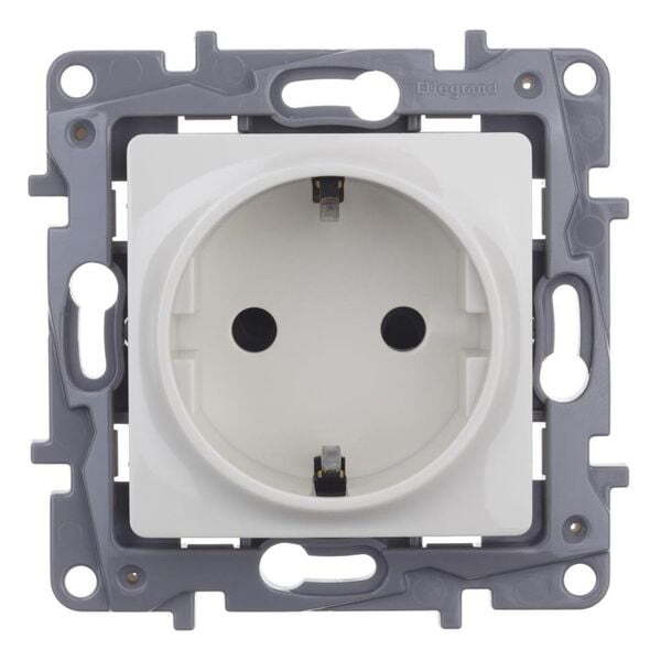 LEGRAND - 764629 NILOE КОНТАКТ ШУКО КРЕМ 16А СЪС ЗАЩИТА ЗА ДЕЦА