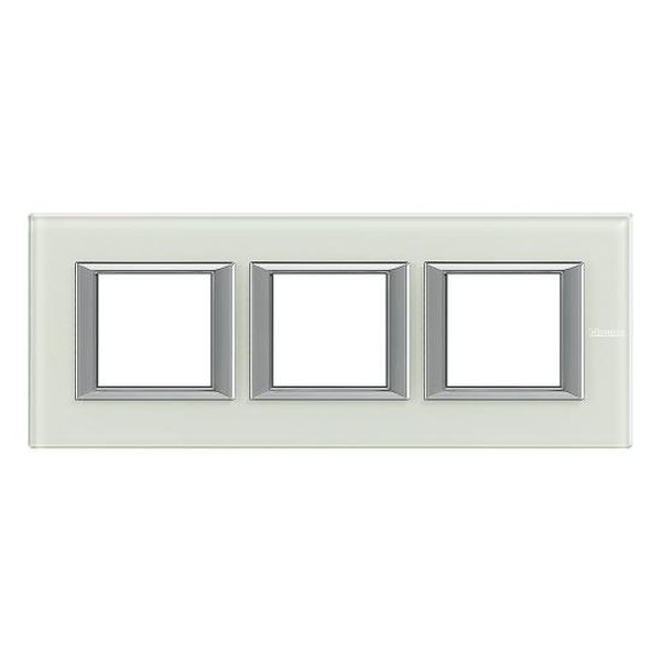 BTICINO - HA4802M3HVSW ТРОЙНА РАМКА 3Х2М WHICE СТЪКЛО ПРАВОЪГЪЛНА AXOLUTE