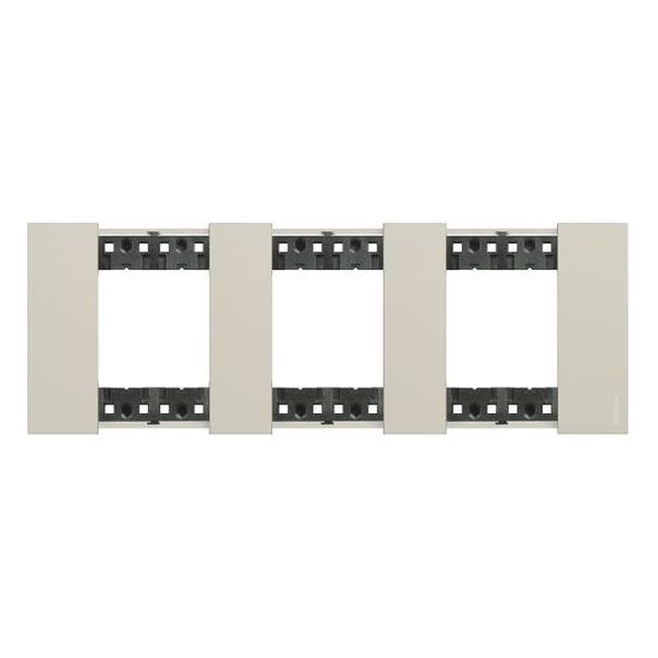 BTICINO - РАМКА 3X2 МОД. НЕМСКИ СТАНДАРТ ЦВЯТ КРЕМ LIVING NOW BTICINO KA4802M3KM