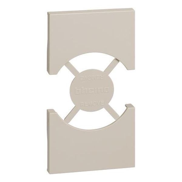 BTICINO - ЛИЦЕВ ПАНЕЛ ЗА КОНТАКТ ШУКО/ИТАЛИАНСКИ СТАНДАРТ 2 МОД. ЦВЯТ КРЕМ LIVING NOW BTICINO KM03