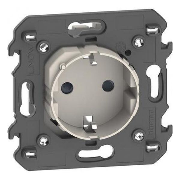 BTICINO - КОНТАКТ 16A SMART ШУКО 2 МОД. КРЕМ LIVING NOW BTICINO С NETATMO KM4141AC