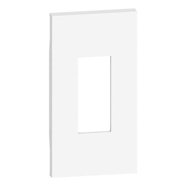 BTICINO - ЛИЦЕВ ПАНЕЛ ЗА ЕДИНИЧНИ РОЗЕТКИ RJ45/LED ЛАМПА K4381 2 МОД. ЦВЯТ БЯЛ LIVING NOW BTICINO KW07M2