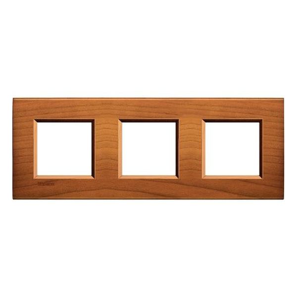 BTICINO - LNA4802M3LCA ТРОЙНА РАМКА 3Х2М CHERRYWOOD ДЪРВО ПРАВОЪГЪЛНА LIVINGLIGHT