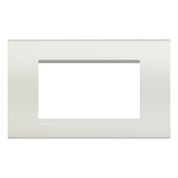 BTICINO - LNA4804BI РАМКА 4М WHITE ПРАВОЪГЪЛНА LIVINGLIGHT