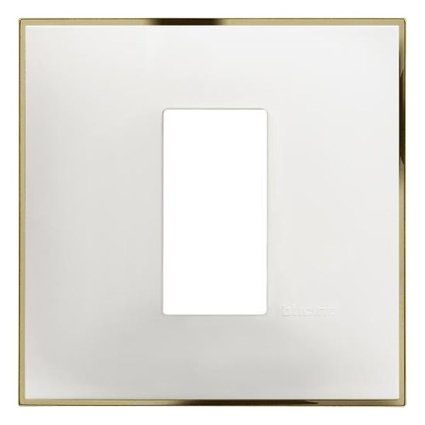 BTICINO - R4801WD РАМКА 1М НЕМСКИ СТАНДАРТ БЯЛО СЪС ЗЛАТНО CLASSIA
