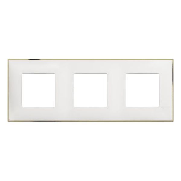 BTICINO - R4802M3WD РАМКА 3Х2М НЕМСКИ СТАНДАРТ БЯЛО СЪС ЗЛАТНО CLASSIA