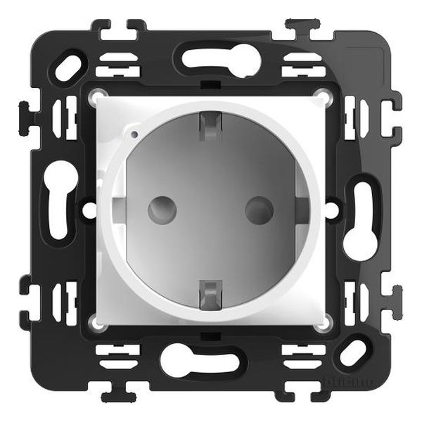 BTICINO - RW4141AC КОНТАКТ ШУКО 16A SMART С 2 МОД. НОСЕЩА РАМКА ЦВЯТ БЯЛ CLASSIA BTICINO С NETATMO