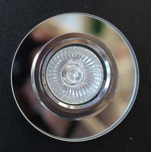 ЛУНА КРИСТАЛЕН КРЪГ