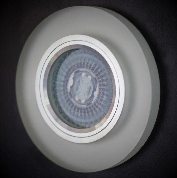 ЛУНА SBT02BS БЯЛА