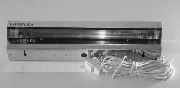 БАКТЕРИЦИДНА UVC ЛАМПА 30 W С ПРЕДПАЗЕН ЕКРАН