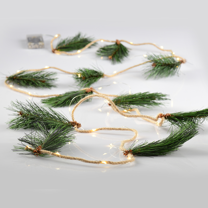 ACA LIGHTING КОЛЕДНО ОСВЕТЛЕНИЕ "11 PINE NEEDLES", 32 LED. HALKOU, WW, SILVER CAL. & BAT. 3XAA, IP20, 3.2M+10CM, 1.92W ACA-X01321119