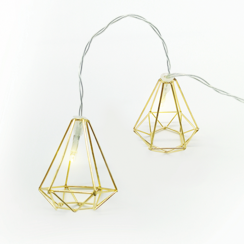 ACA LIGHTING CHRISTMAS FMGDIAM10WW2A "METAL DIAMOND", 10 LED STRING LIGHTS WITH BATTERIES (3xAA), WARM WHITE, GOLD METAL, IP20, 135+30cm TRANSPARENT LEAD CABLE