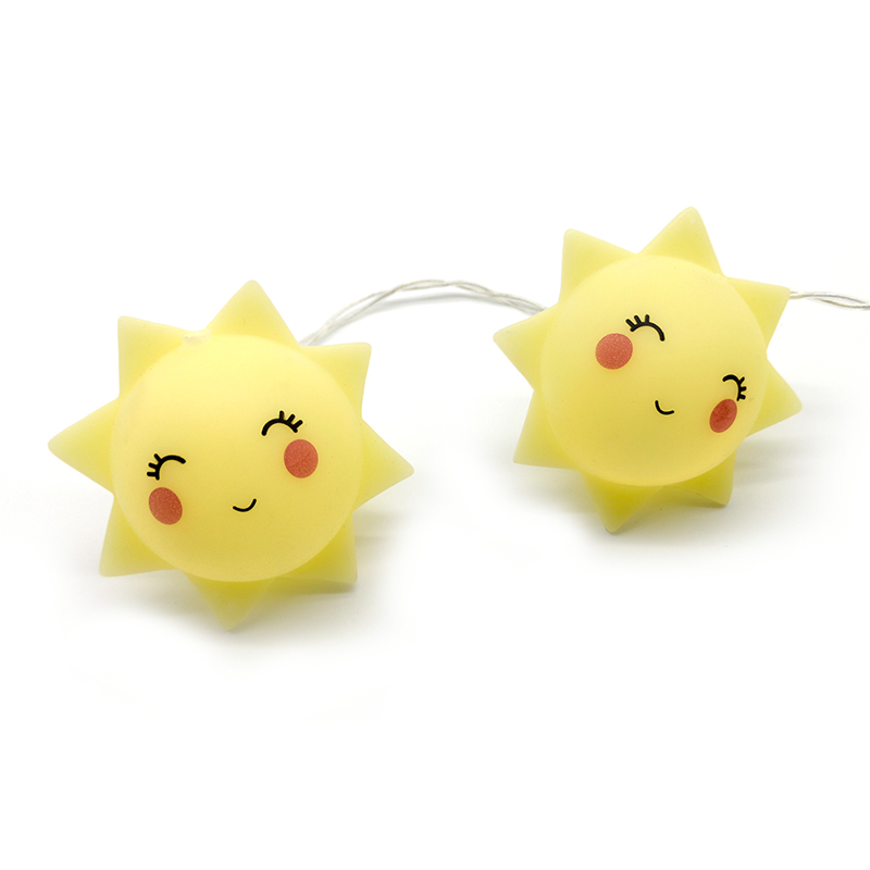 ACA LIGHTING CHRISTMAS FPSUN10WW2A "PLASTIC SUN", 10 LED STRING LIGHTS WITH BATTERIES (3xAA), WARM WHITE, IP20, 135+30cm TRANSPARENT LEAD CABLE