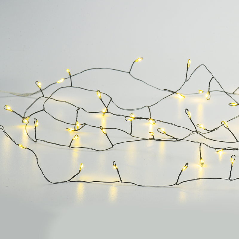 ACA LIGHTING CHRISTMAS X01501417 50 CLUSTER LED STRING LIGHTS, WW, BLACK COPPER WIRE & BAT. 3XAA IP20 2.5M+30CM, 3W
