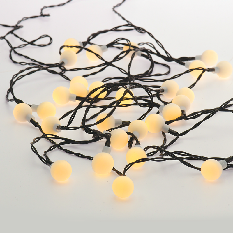 ACA LIGHTING CHRISTMAS X04301423 30 WW SOLAR LEDS, OPAL BALLS, STRING LIGHTS, BAT., SOLAR, FLASH, BLACK WIRE, IP44, 4.35m+2m