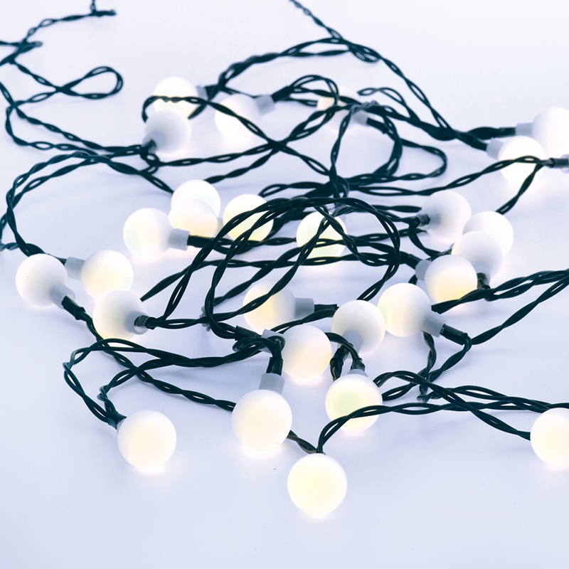ACA LIGHTING CHRISTMAS X04302423 30 CW SOLAR LEDS, OPAL BALLS, STRING LIGHTS, BAT., SOLAR, FLASH, BLACK WIRE, IP44, 4.35m+2m